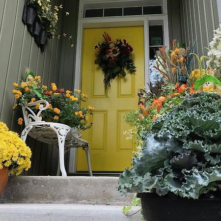Yellow Door Bed And Breakfast Fort Erie Luaran gambar