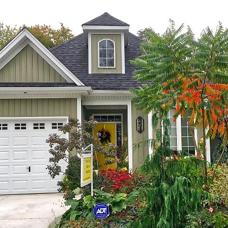 Yellow Door Bed And Breakfast Fort Erie Luaran gambar