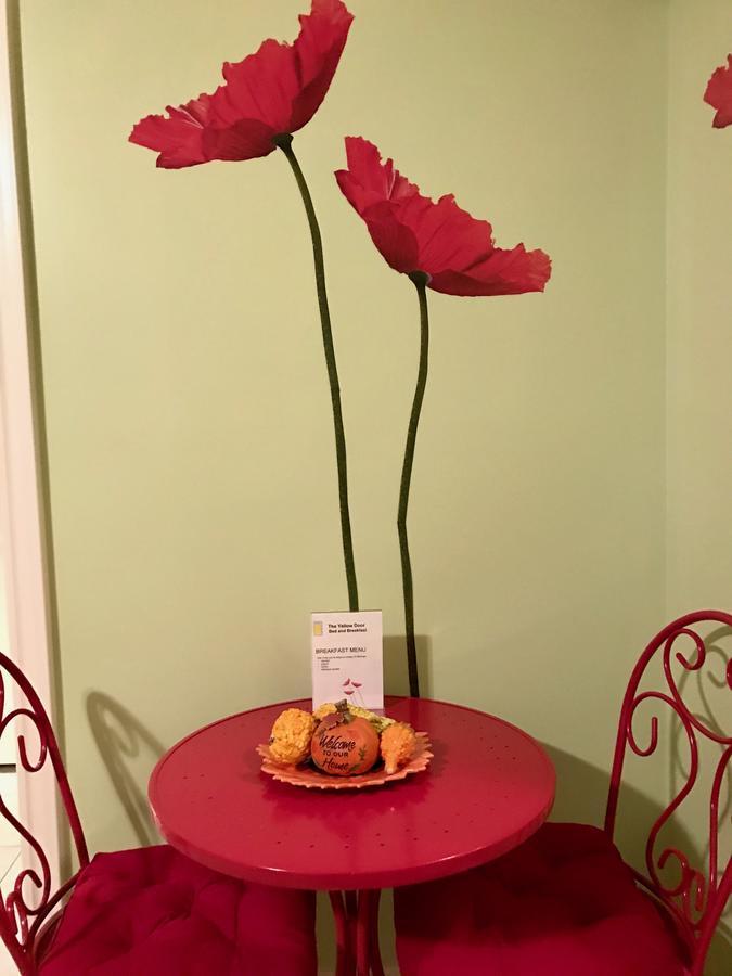 Yellow Door Bed And Breakfast Fort Erie Luaran gambar