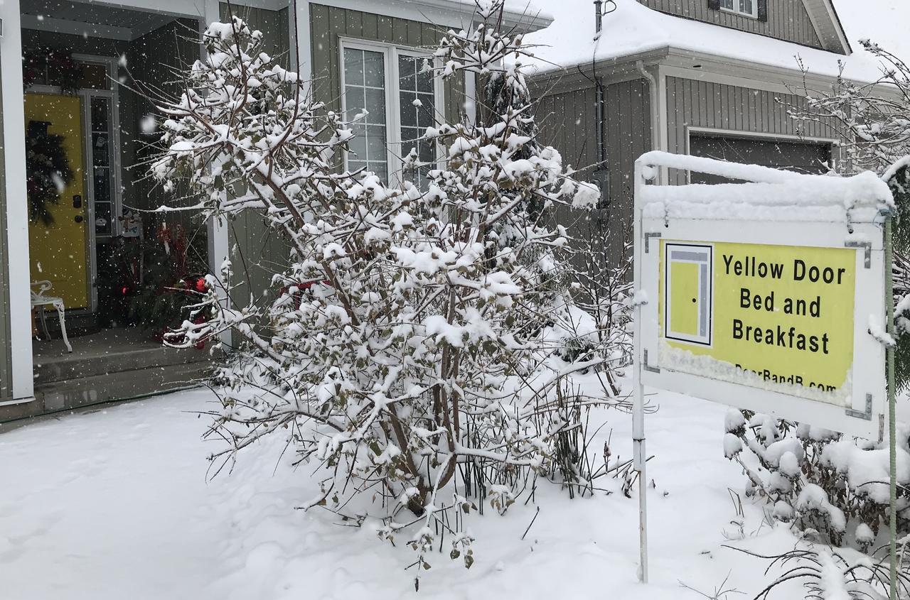 Yellow Door Bed And Breakfast Fort Erie Luaran gambar